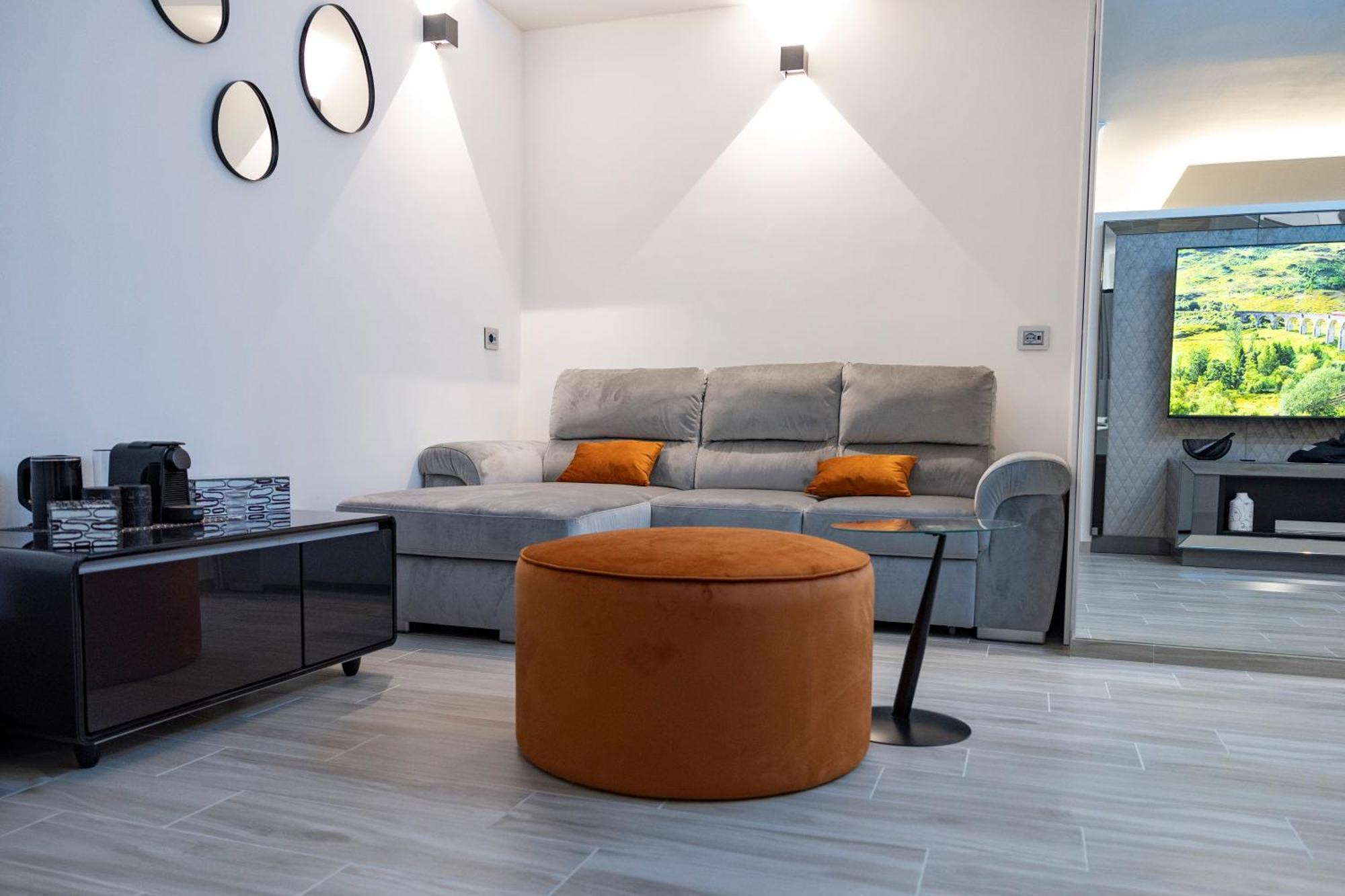 Suite17 - Luxury Guesthouse Джовінаццо Екстер'єр фото