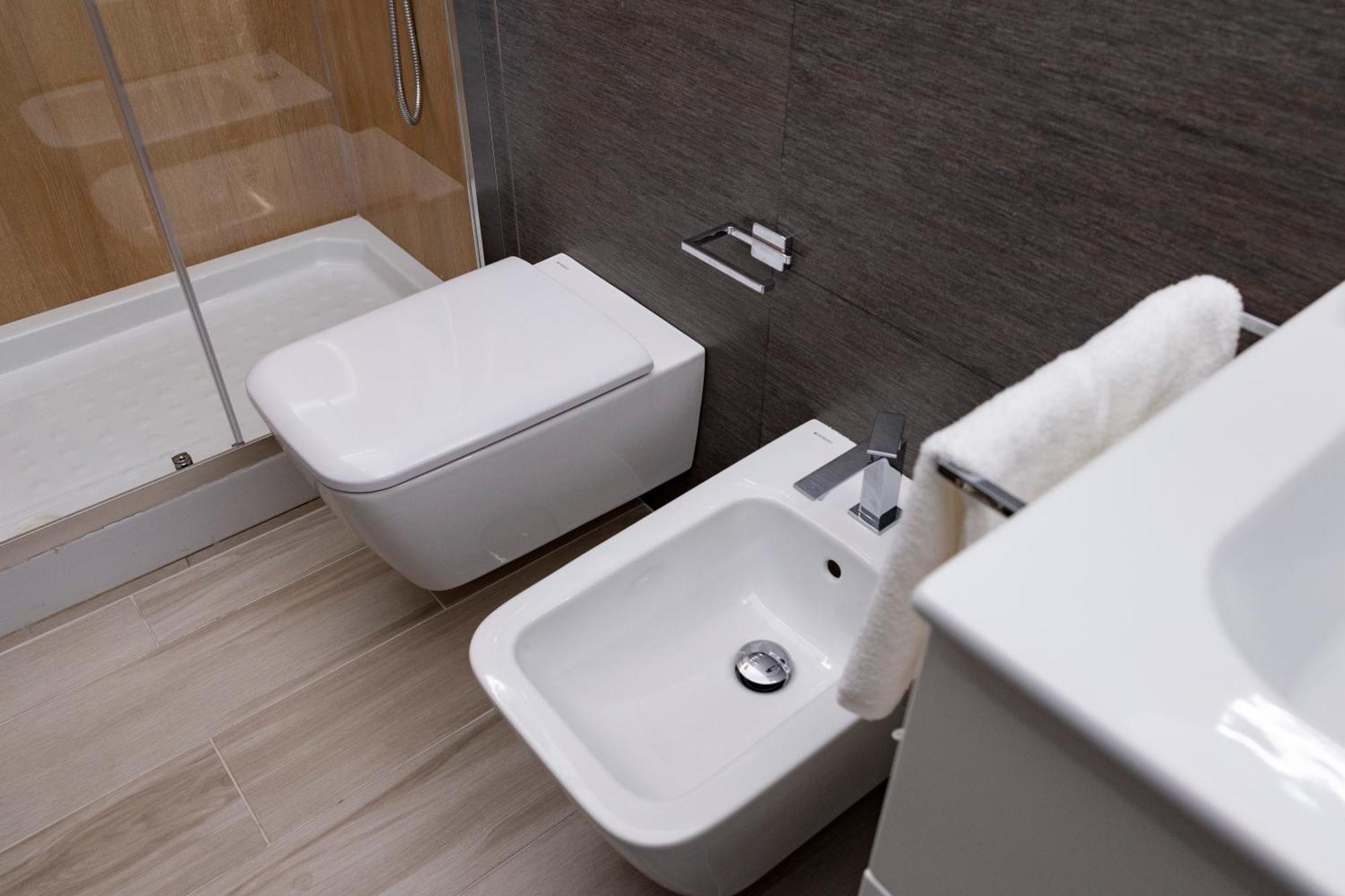 Suite17 - Luxury Guesthouse Джовінаццо Екстер'єр фото